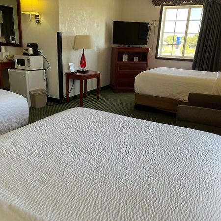 Days Inn By Wyndham Great Bend Εξωτερικό φωτογραφία