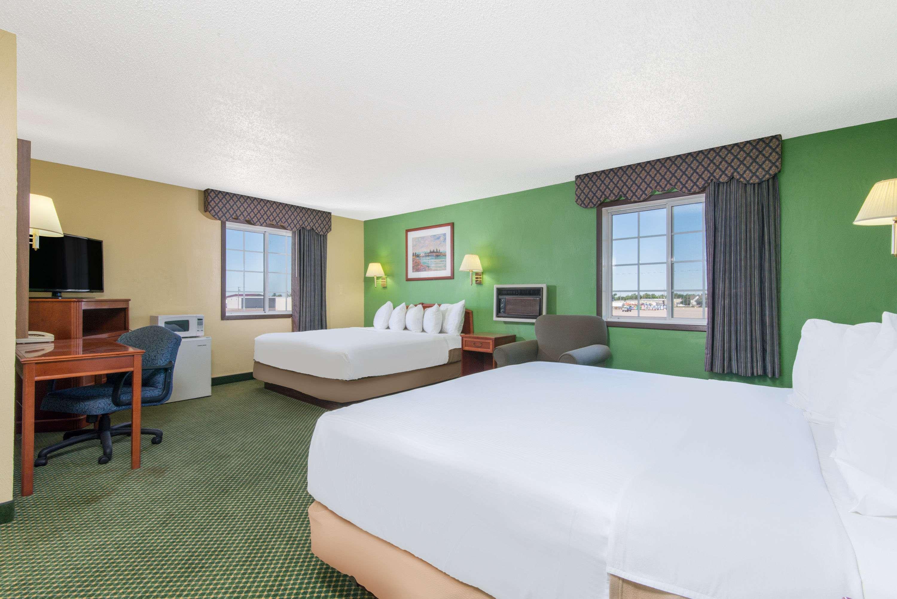 Days Inn By Wyndham Great Bend Εξωτερικό φωτογραφία