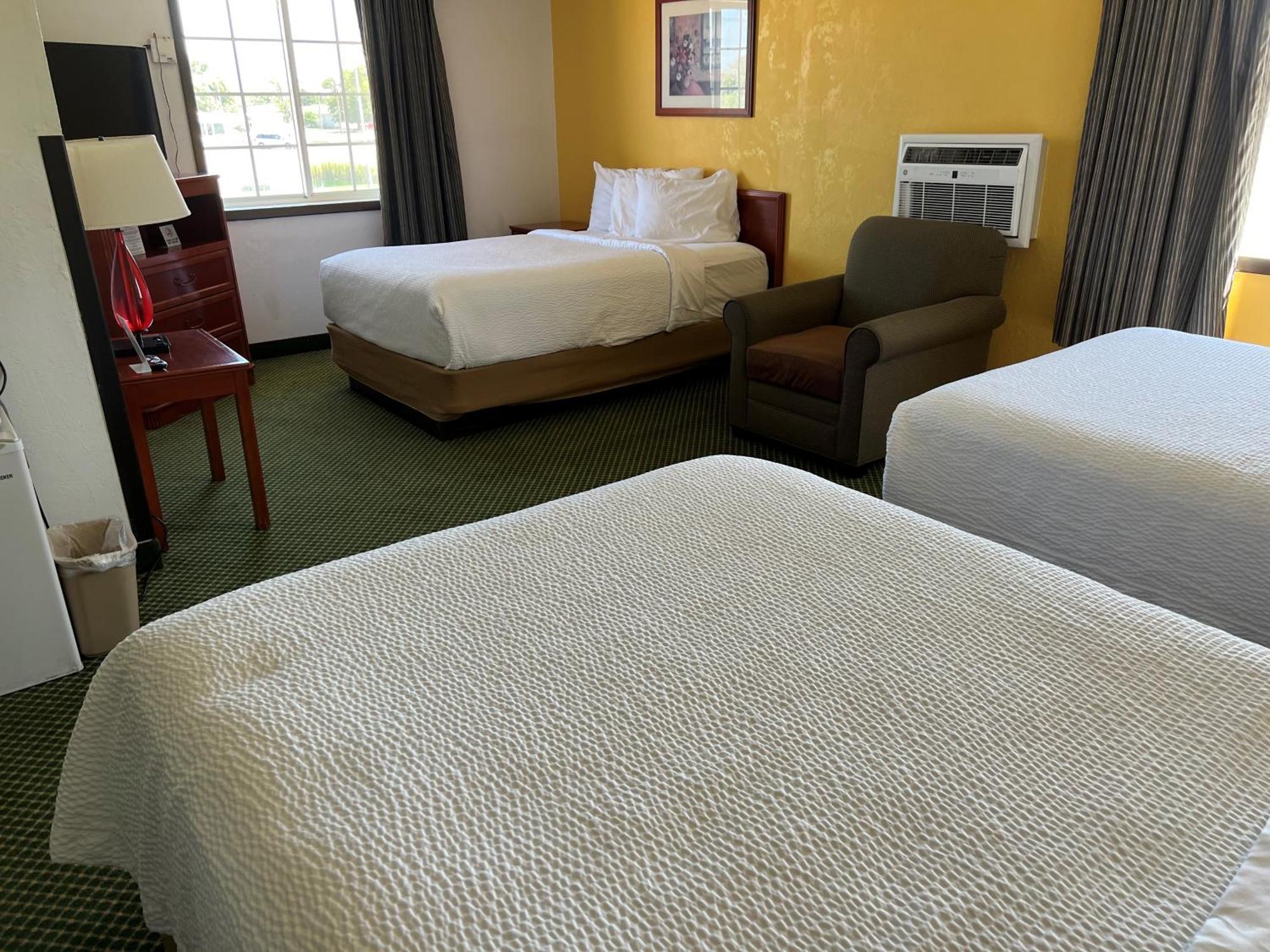 Days Inn By Wyndham Great Bend Εξωτερικό φωτογραφία